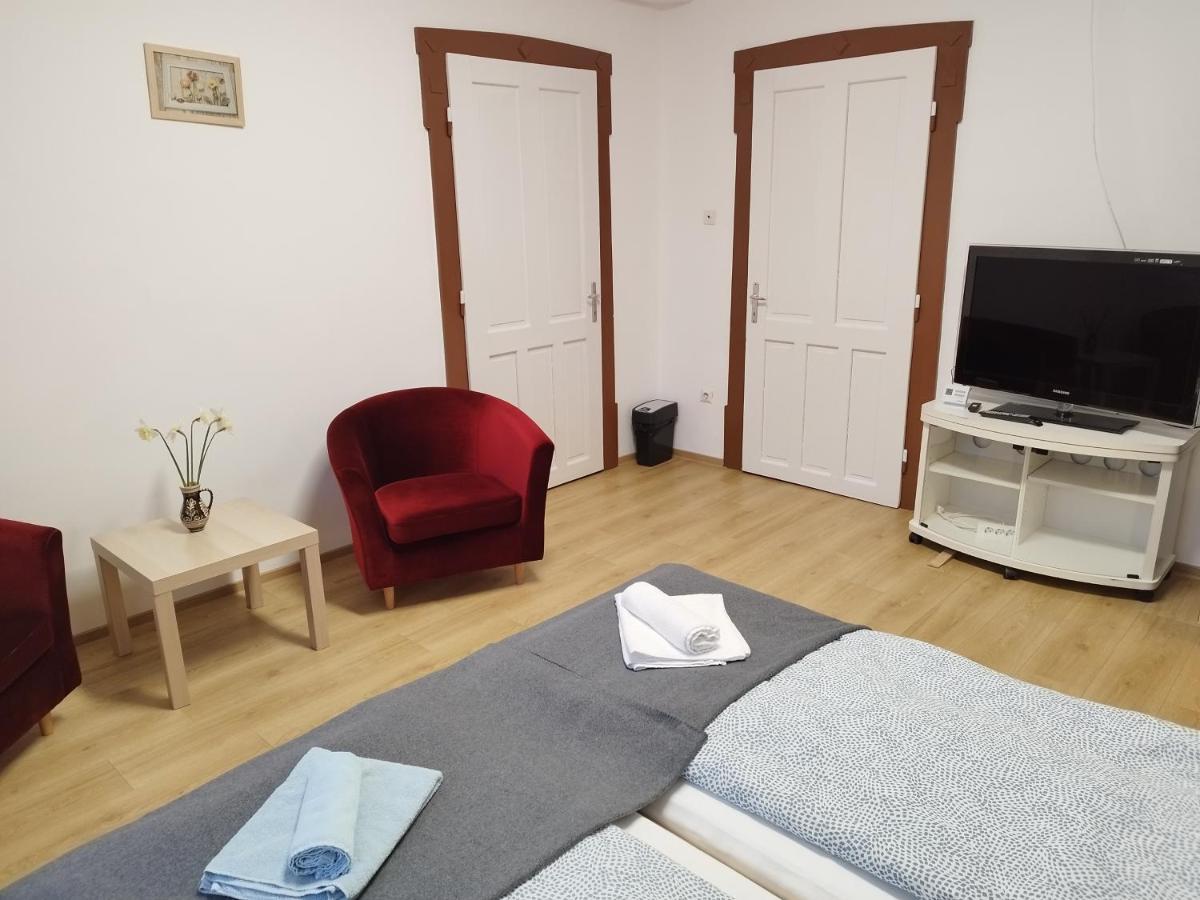 Tartos Szegfu Vendeghaz, Maganszallas Tazlar 外观 照片