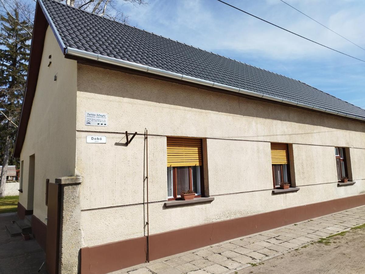 Tartos Szegfu Vendeghaz, Maganszallas Tazlar 外观 照片