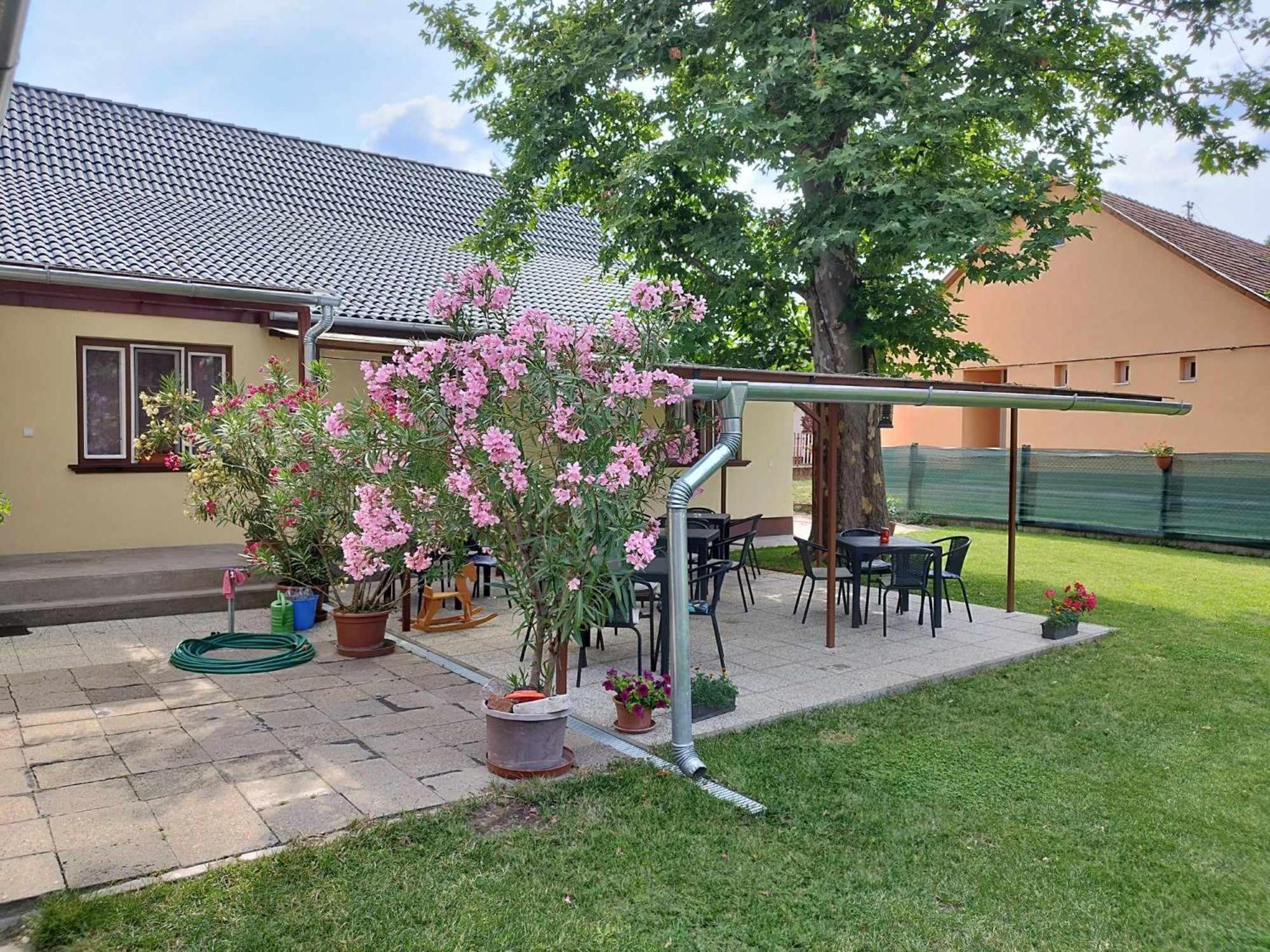 Tartos Szegfu Vendeghaz, Maganszallas Tazlar 外观 照片